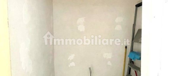 Коммерческая недвижимость с 2 комнатами в Брешиа, Италия № 272748 13