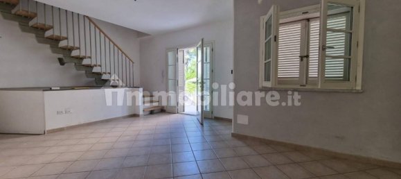 2 Schlafzimmer Haus in Pisa, Italy, Nr. 352520 10