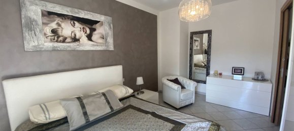 3 rooms Apartment in Castelfiorentino, Italy No. 153824 13