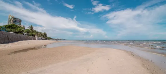 2 bedrooms Condo in Hua Hin, Thailand No. 63690 9