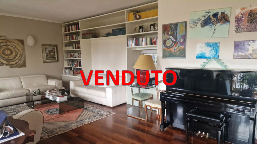 Apartamento de 3 dormitorios en Milan, Italy No. 248167