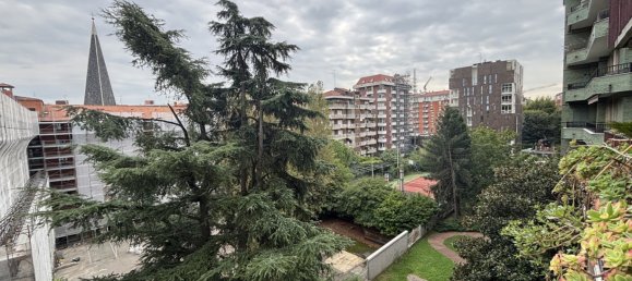 Apartamento de 3 dormitorios en Milan, Italy No. 248167 12