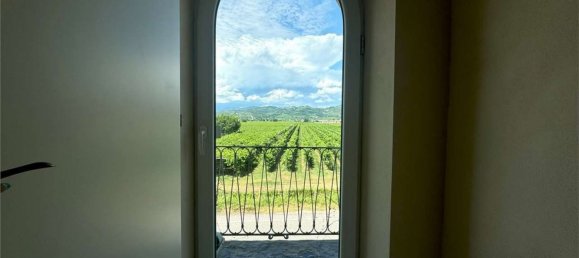 4 rooms House in Soave, Italy No. 276471 15