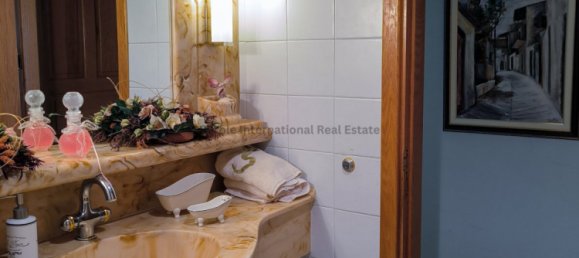 5 chambres Villa à Aradippou, Cyprus No. 25618 23