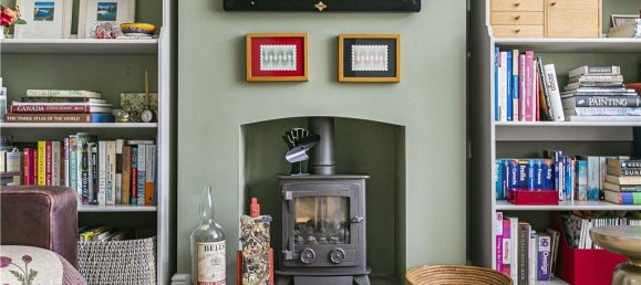 2 bedrooms House in Egham, United Kingdom No. 8640 50