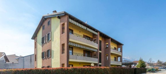4 rooms Apartment in Ivrea, Italy No. 38164 30