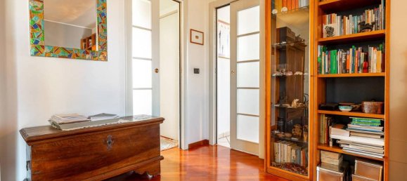 4 rooms Apartment in Ivrea, Italy No. 38164 7