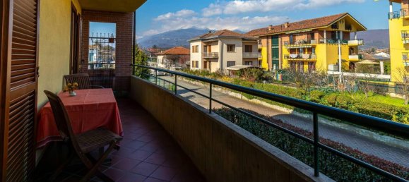 4 rooms Apartment in Ivrea, Italy No. 38164 4