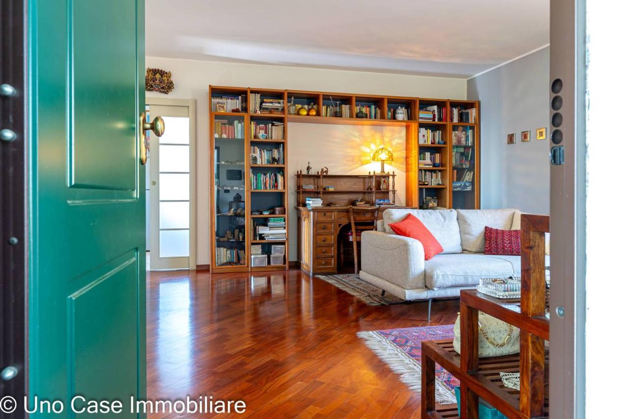 4 rooms Apartment in Ivrea, Italy No. 38164