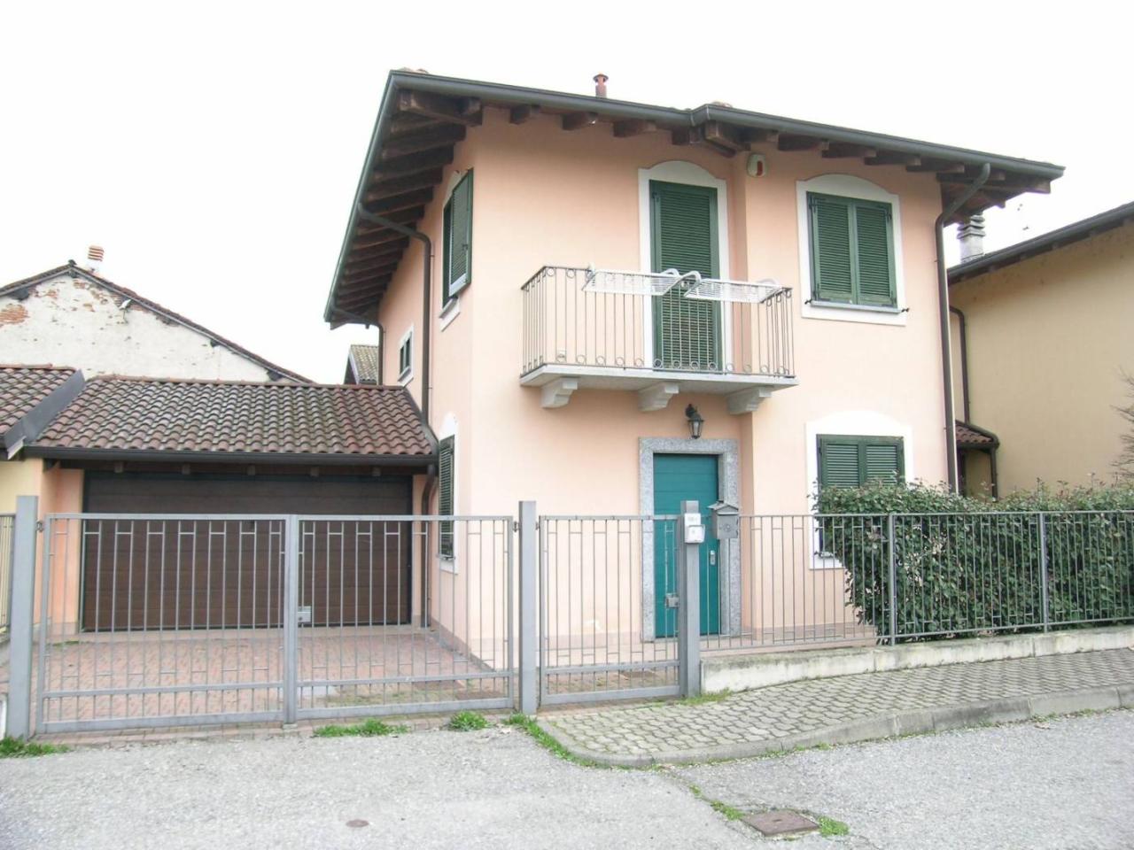 4-Zimmer Villa in Granozzo con Monticello, Italy, Nr. 40368