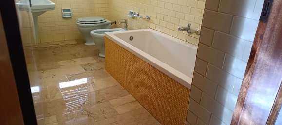 4 rooms Apartment in Caltanissetta, Italy No. 295710 11