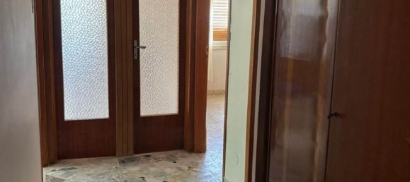 4 rooms Apartment in Caltanissetta, Italy No. 295710 17