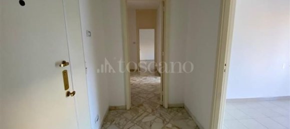 6 bedrooms Apartment in Bari, Italy No. 371543 6
