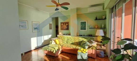 Apartamento de 5 habitaciónes en Bergeggi, Italy No. 39625 10