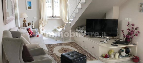 4 bedrooms Villa in Forte dei Marmi, Italy No. 374523 2