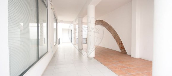 491m² Commercial property in Grandola, Portugal No. 88436 42
