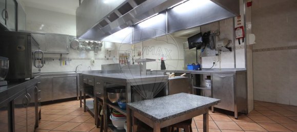 491m² Commercial property in Grandola, Portugal No. 88436 26