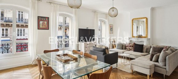 2 bedrooms Apartment in Paris, France No. 168135 3