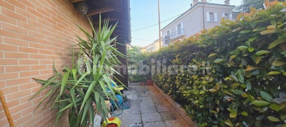 3 Schlafzimmer Haus in Maranello, Italy, Nr. 379660 7