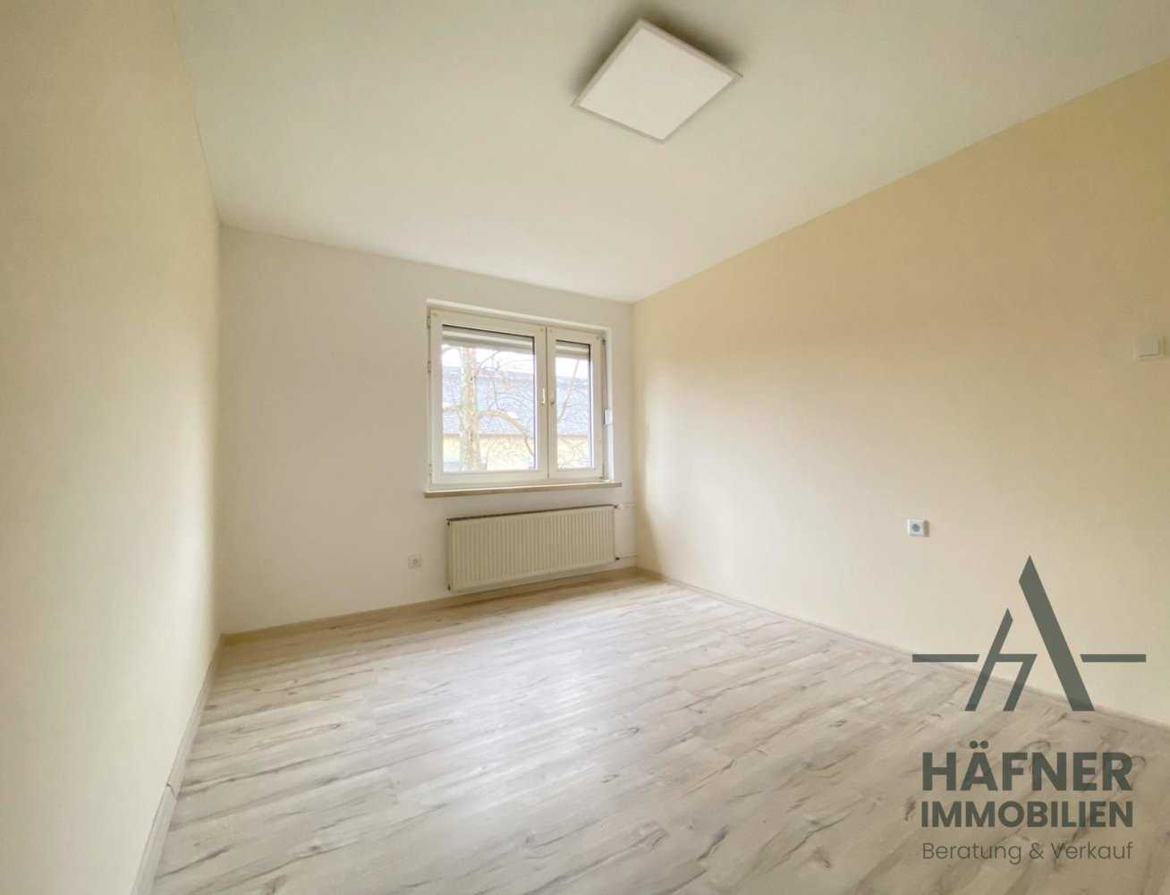 Квартира с 2 спальнями в Трир, Германия № 39833