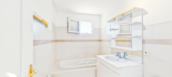 3 Schlafzimmer Doppelhaus in Marseille, France, Nr. 310781 12
