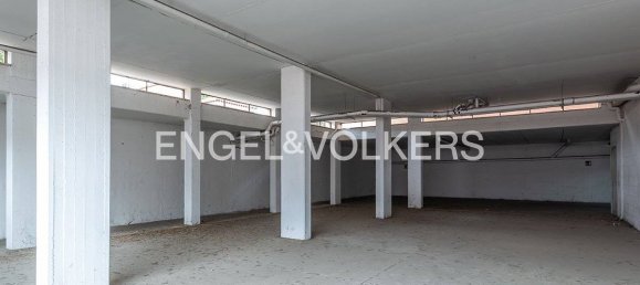 Garagem em Rome, Italy 259000 m² N.º 127154 6