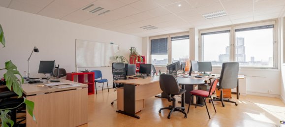 8 rooms Office in Clichy, France No. 174231 13