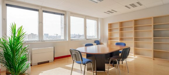 8 rooms Office in Clichy, France No. 174231 15