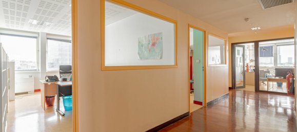 8 rooms Office in Clichy, France No. 174231 10