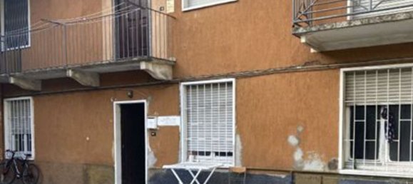 2-salle Appartement à Monza, Italy No. 99504 9