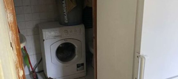 2-salle Appartement à Monza, Italy No. 99504 14