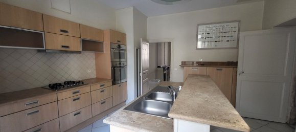 4 bedrooms House in Limoux, France No. 339907 6