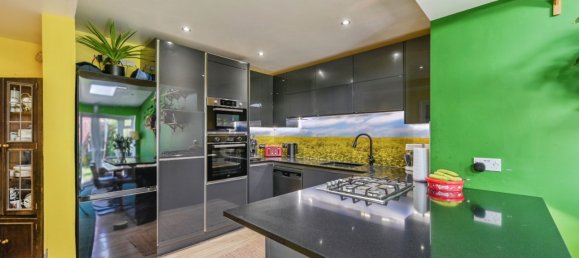 Дом с 3 спальнями в Дерби, Великобритания № 1869 4