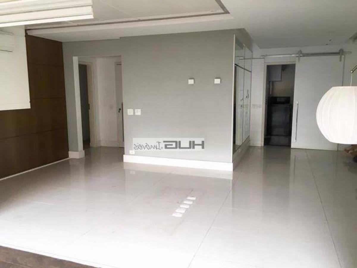 3 bedrooms Apartment in Sao Paulo, Brazil No. 459216
