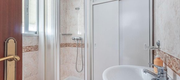 4 غرف نوم شقة في Granada, Spain رقم 166629 19