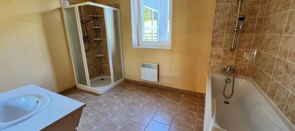 3 chambres Duplex à Ruoms, France No. 308656 10