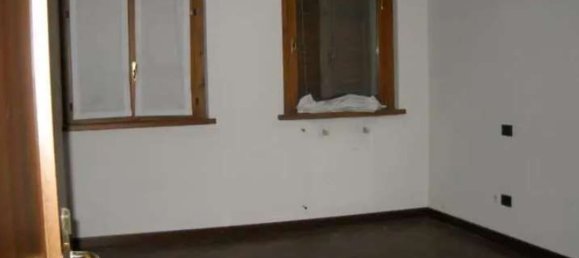 Apartamento de 4 divisões em Besana in Brianza, Italy N.º 3730 17