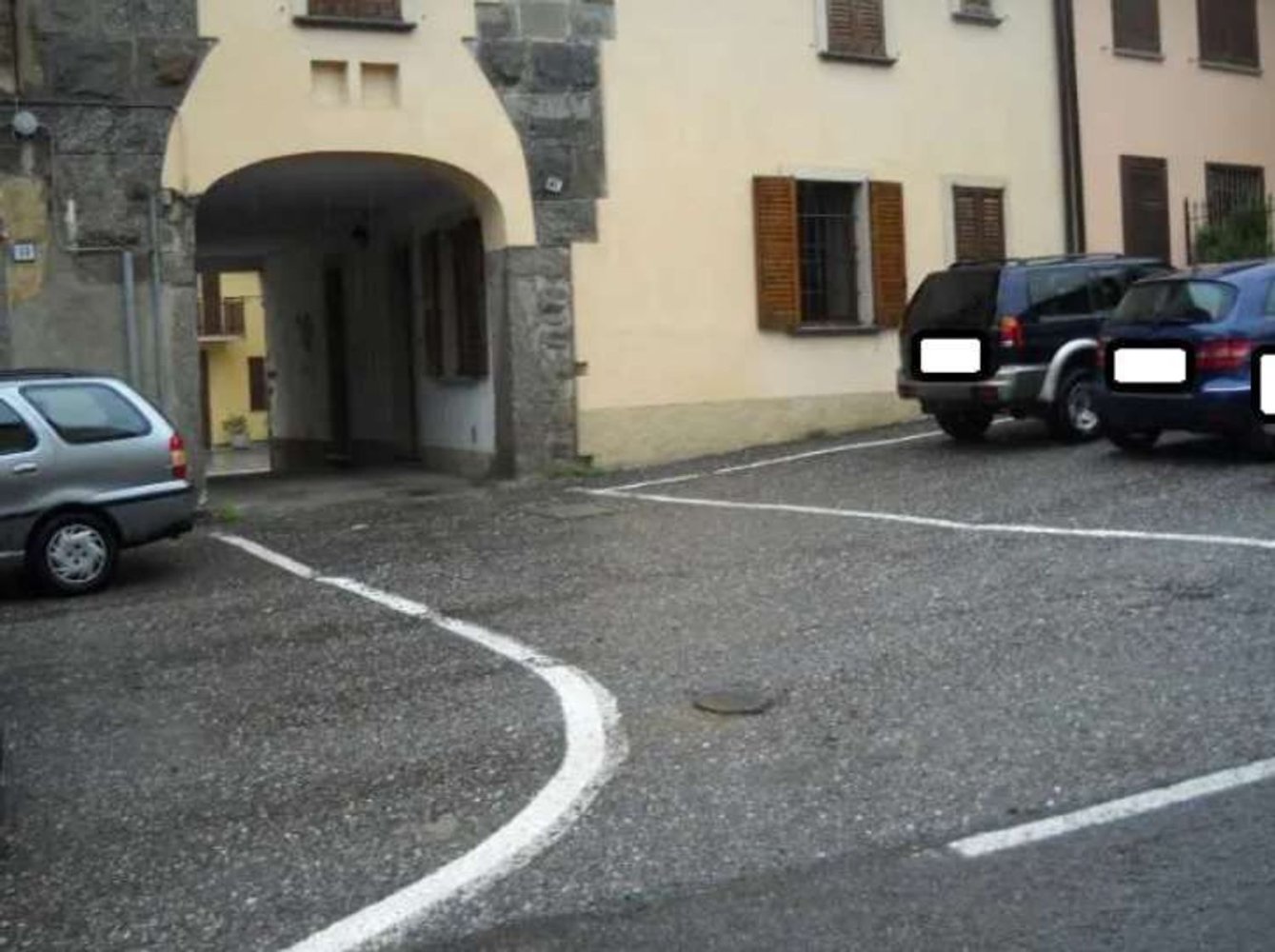 Apartamento de 4 divisões em Besana in Brianza, Italy N.º 3730