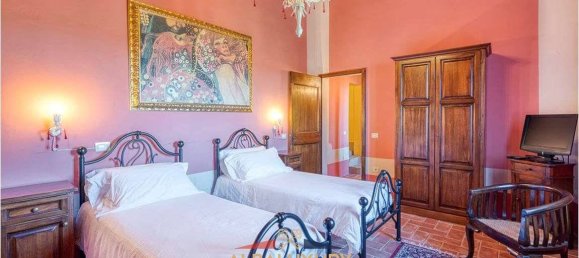 19 غرف نوم فيلا في Foiano della Chiana, Italy رقم 63198 27