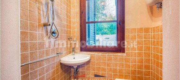 19 غرف نوم فيلا في Foiano della Chiana, Italy رقم 63198 44