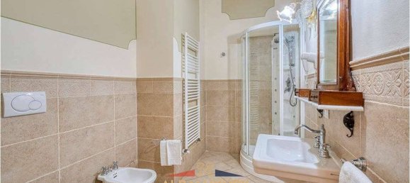 19 غرف نوم فيلا في Foiano della Chiana, Italy رقم 63198 25