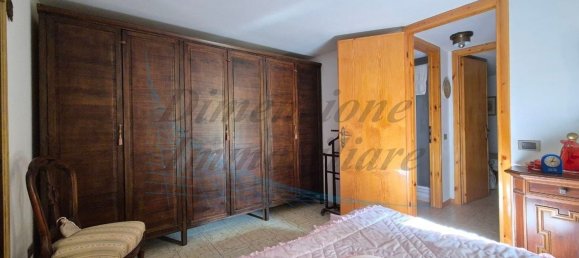 3-salle Appartement à Rosignano Marittimo, Italy No. 161824 19