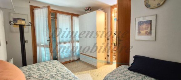 3-salle Appartement à Rosignano Marittimo, Italy No. 161824 20