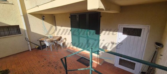 3-salle Appartement à Rosignano Marittimo, Italy No. 161824 24