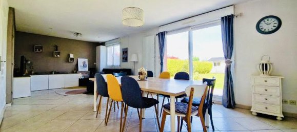 4 bedrooms House in Henin-Beaumont, France No. 57528 8