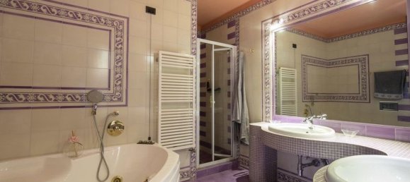 5 غرف نوم قلاع في Montemurlo, Italy رقم 64402 37