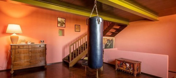 5 غرف نوم قلاع في Montemurlo, Italy رقم 64402 38