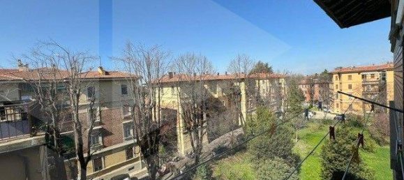 4-salle Appartement à Bologna, Italy No. 34476 15