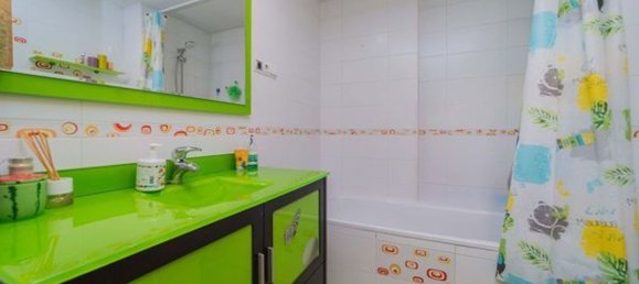 Apartamento de 3 dormitorios en Móstoles, Spain No. 166328 29