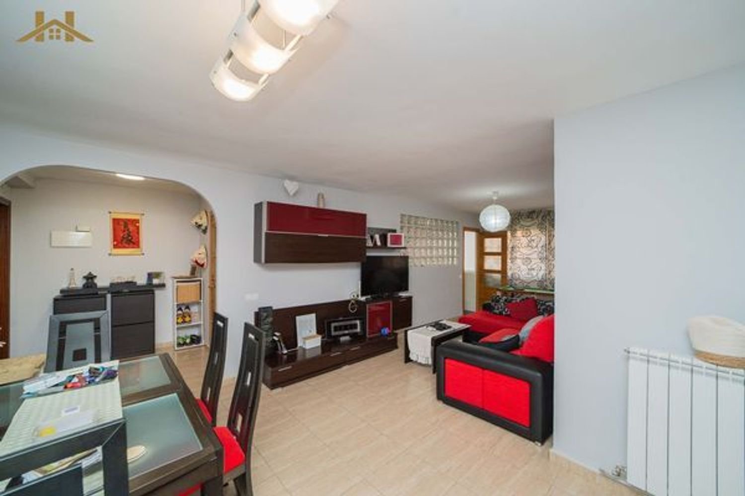 Apartamento de 3 dormitorios en Móstoles, Spain No. 166328